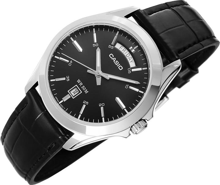 Actual product image Casio COLLECTION Mod. DAY DATE 50m (Analogue wristwatch, 45 mm)