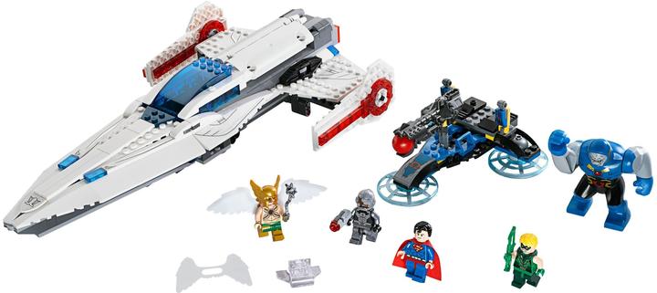 Actual product image LEGO Darkseid Invasion (76028, LEGO DC)