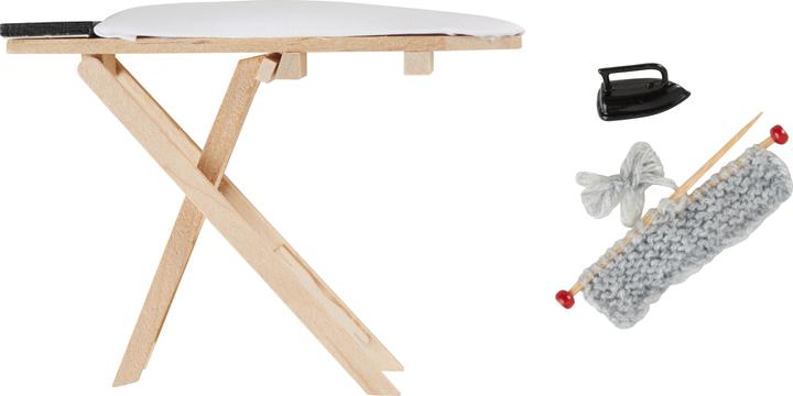 Actual product image Hobby Fun Wichtel set "Ironing board, iron & knitting utensils", 3-piece.