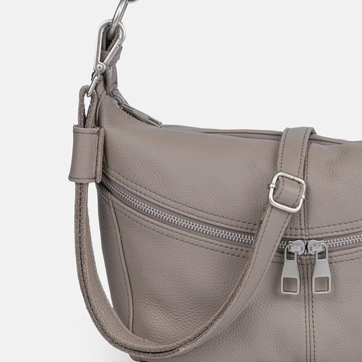Actual product image FredsBruder Feeling Good shoulder bag leather 26 cm