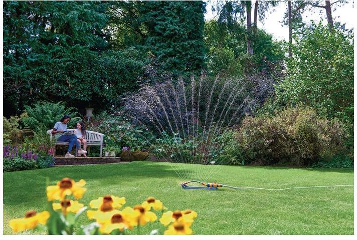 Actual product image Hozelock Rectangular sprinkler AquaSave PRO XL 350 m² Plug-in coupling Plastic, metal (Square sprinkler)