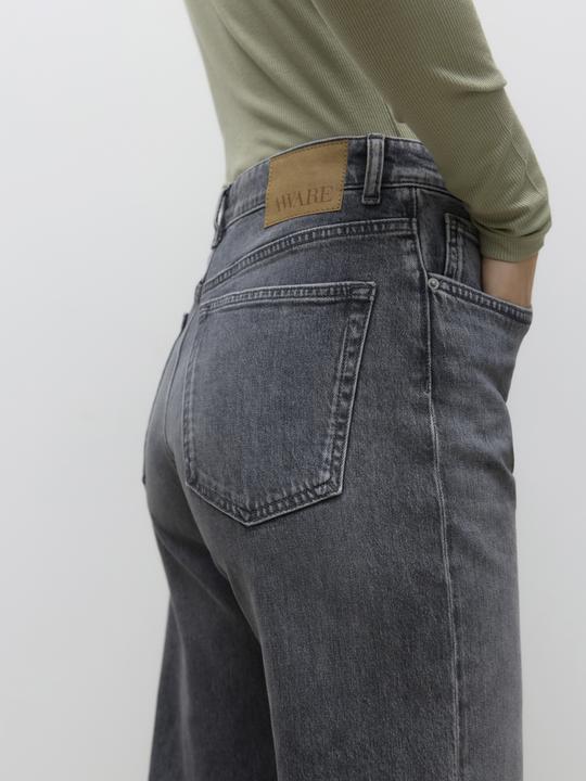 Produktbild Vero Moda AWVALERIE Mid Rise Gerade geschnitten Jeans Straight-Fit (W31/L30)