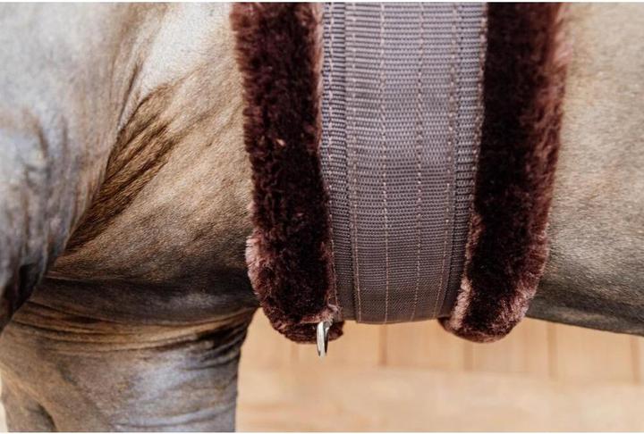 Produktbild Kentucky Horsewear Sattelgurt künstliches Lammfell mit Elast