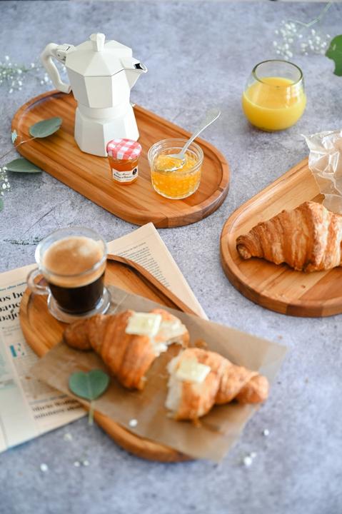 Produktbild TeakHaus Essential Serviertablett oval M mit Rand