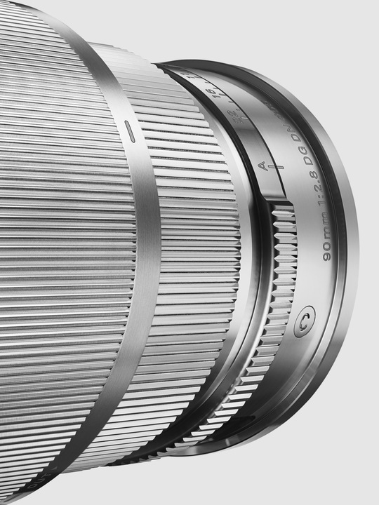 Produktbild Sigma 90mm F2,8 DG DN | Contemporary L-Mount (L-Mount, Vollformat)