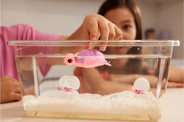 Actual product image Zuru Pets Alive - Mama Turtle & Baby Surprise