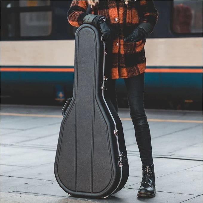 Actual product image Hiscox PRO2 Gibson 335 & Semi Hollow Style electric guitar case (Electric guitar)