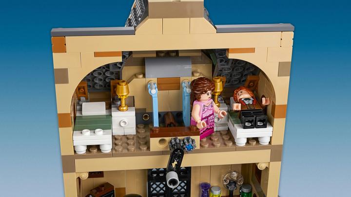 Actual product image LEGO Hogwarts clock tower (75948, LEGO Harry Potter)
