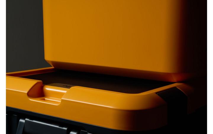 Actual product image Dometic Recon Hardside Large (69 l)