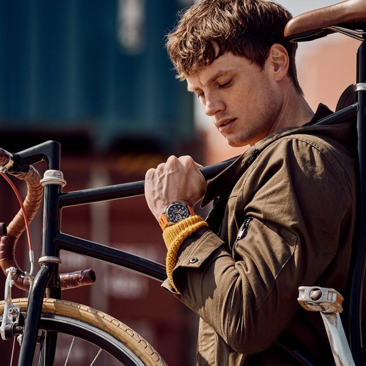 Produktbild Victorinox FieldForce (Analoguhr, Chronograph, Swiss Made, 42 mm)