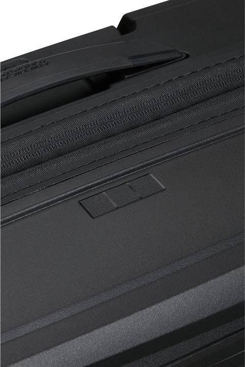 Actual product image American Tourister FastForward Spinner (67 l)