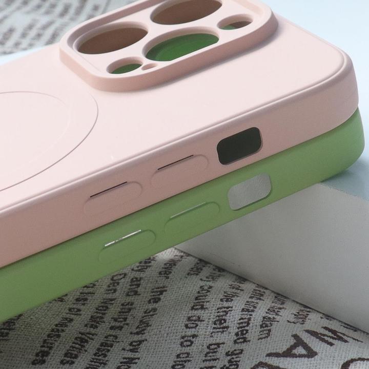 Actual product image Hurtel MagSafe Compatible Silicone Case for iPhone 15 Pro Silicone Case - Blue (Apple iPhone 15 Pro)