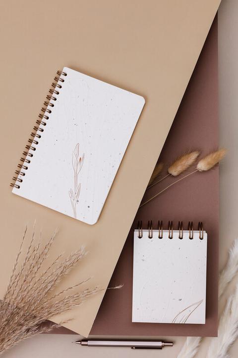 Produktbild Clairefontaine Tulip paper, Block mit kopfseitiger Spiralbindung 9x11 cm, 160 Blätter, blanko - (90 x 110 mm, Blanko)