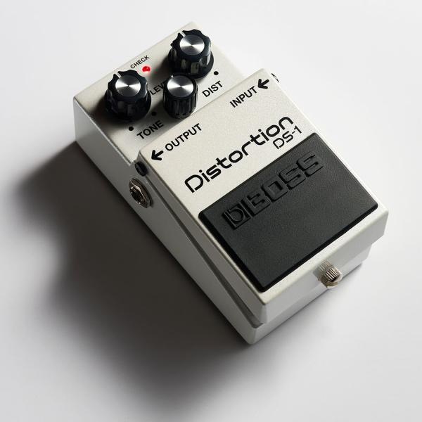 Produktbild BOSS Effektgerät DS-1 -WH Distortion Pedal Limited Edition (E-Gitarre, Bass)