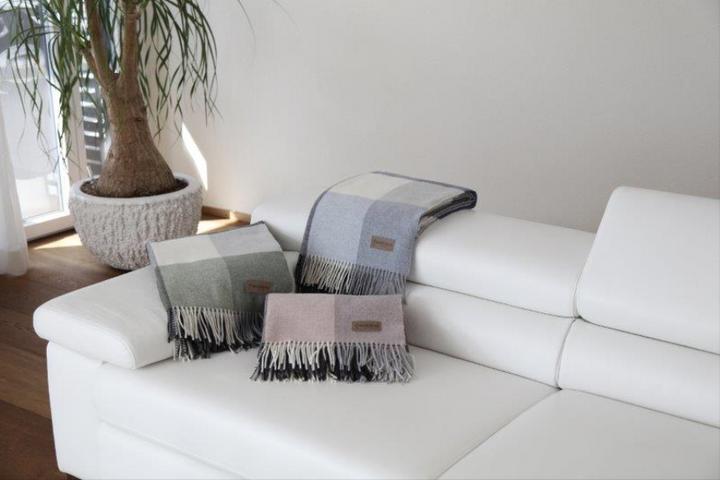 Actual product image Eskimo Blanket Firenze check 180 x 130 cm (130 x 180 cm)