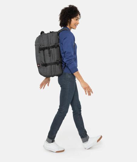 Actual product image Eastpak Travelpack (42 l)