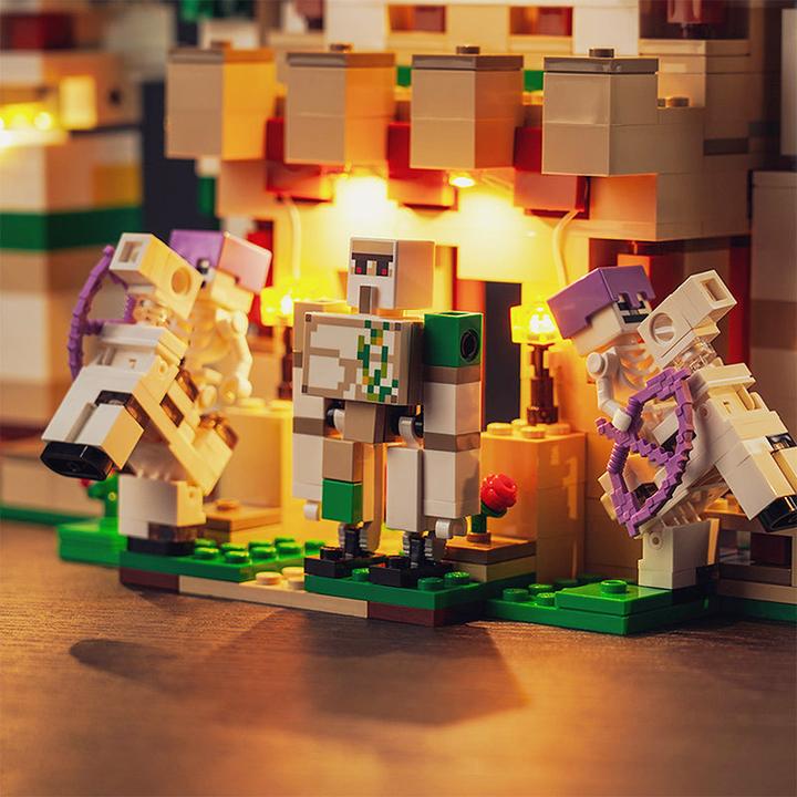 Produktbild BrickBling LED Licht Set für LEGO Die Eisengolem-Festung (21250)