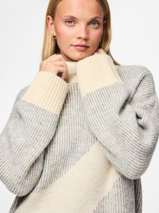 Produktbild Pieces PCLINNA LOOSE FIT Pullover (S)