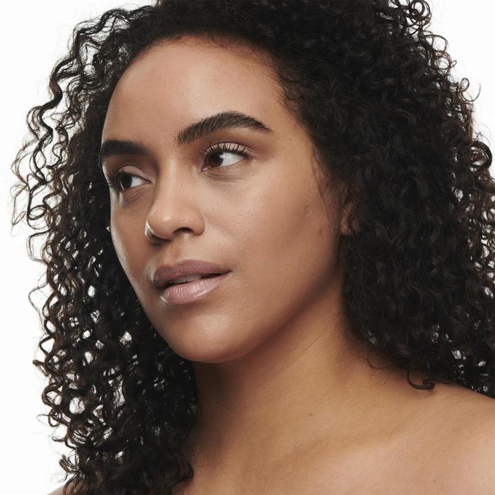 Actual product image MAC Cosmetics M.A.C. Studio Rad Serum Pow Fond de Teint NW25 (NW25)