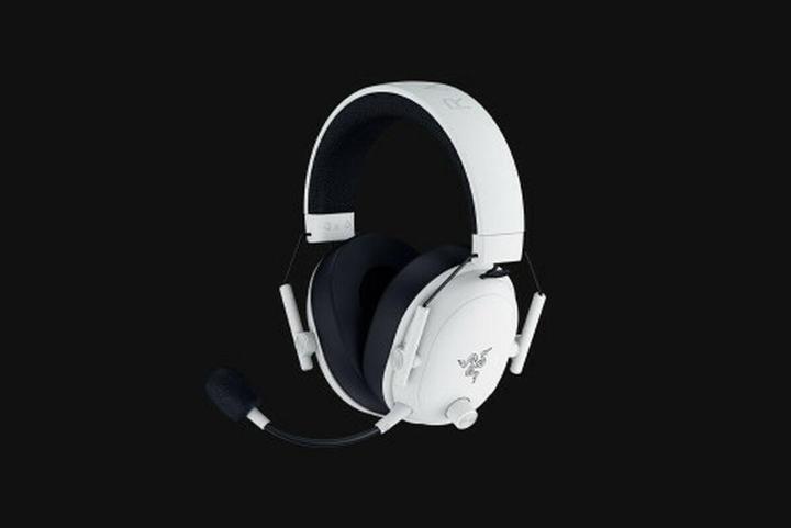 Actual product image Razer BlackShark V3 - White (Cable, Wireless)