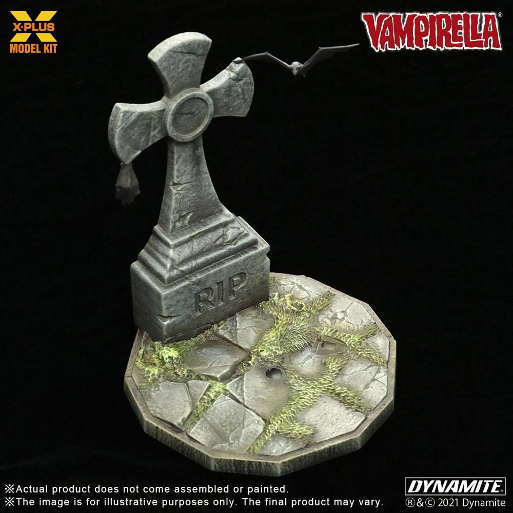Thumbnail - X-Plus Vampirella figurine Plastic Model Kit 1/8 Vampirella 23 cm