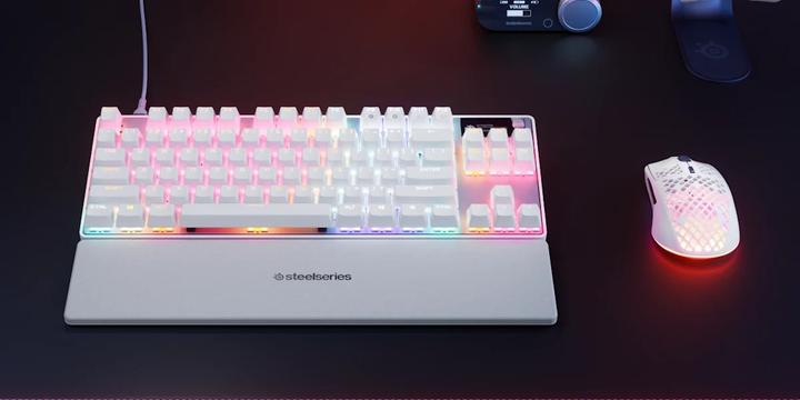 Actual product image SteelSeries Apex Pro TKL Gen 3 (US, Cable, Wireless)