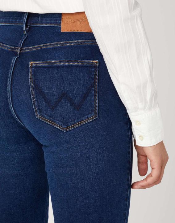 Actual product image Wrangler Straight (34)