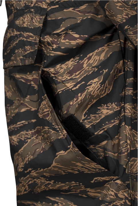 Produktbild Urban Classics Tiger Camo Pull Over (S)