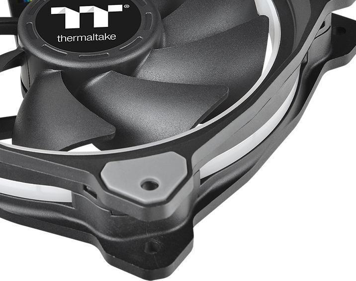 Actual product image Thermaltake Riing Plus 12 RGB TT Premium Edition (120 mm, 5 x)