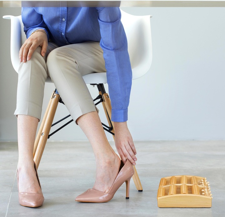 Actual product image Relaxdays Foot Massager Roller, 10 Spiky Bars