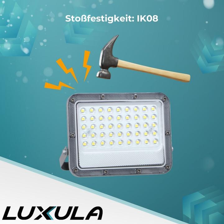 Produktbild Luxula LED-Fluter, EEK: E, 30W, 3900lm, 4000K, IP65, grau (3900 lm, IP65)