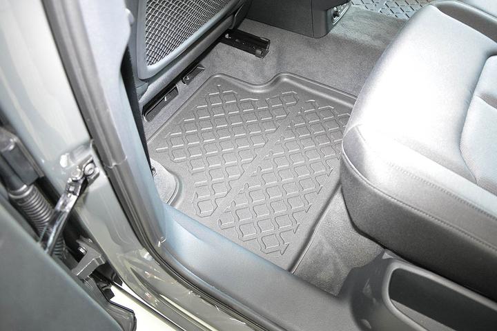 Actual product image Aristar All-weather floor mats Audi Q3 (1 set of 4 floor mats)