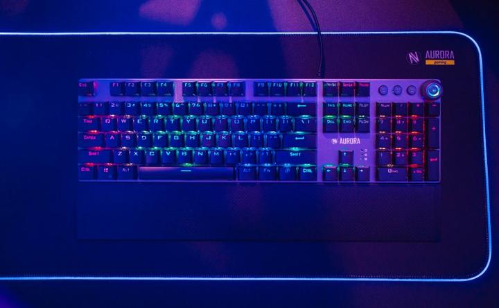Actual product image iBox AURORA K-4 Keyboard USB QWERTY (US, Cable)