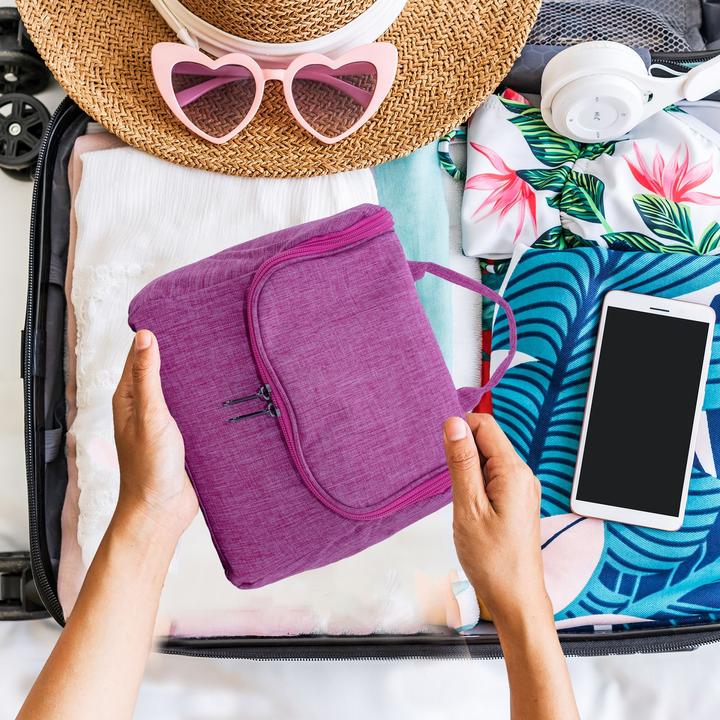 Actual product image Intirilife Cosmetic Travel Bag in PINK