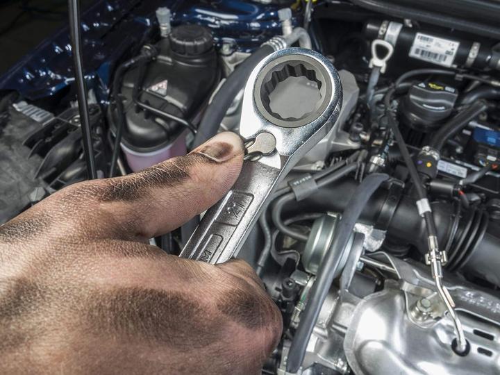 Produktbild HAZET Knarren Ring-Maulschlüssel Satz 606/5 ∙ Aussen Doppel-Sechskant-Tractionsprofil ∙ 8 - 19 ∙ Anz… (10 mm, 13 mm, 17 mm, 19 mm, 8 mm)