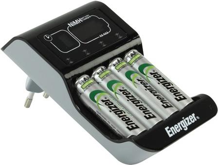 Produktbild Energizer Recharge Pro (4 Stk., AA, 2000 mAh, Ladegerät inkl. Akku)