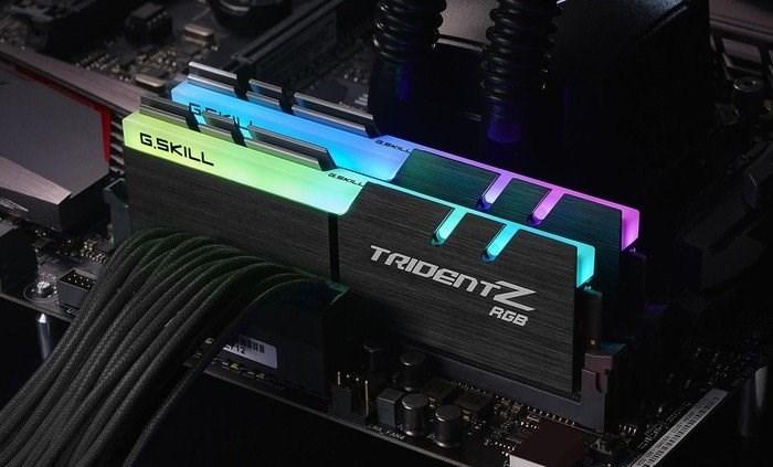Actual product image G.Skill Trident Z RGB (2 x 8GB, 3000 MHz, DDR4-RAM, DIMM)