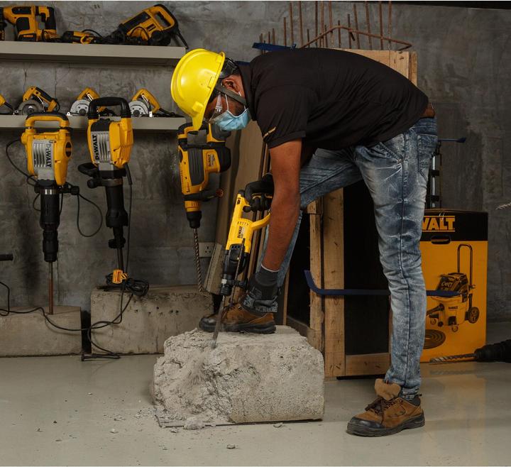 Actual product image DeWalt Combi hammer (Rechargeable battery operated)