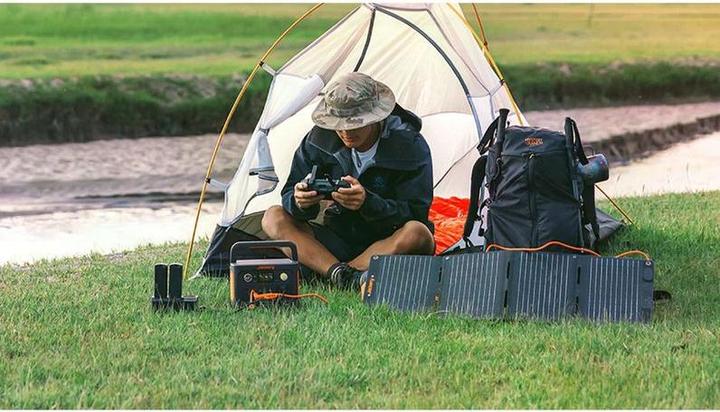 Immagine prodotto Jackery Explorer 300 Plus (293 Wh, 3.20 kg)