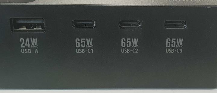 Image du produit Isdt Power 200 4+1 3x USB-C 1x USB-A avec fonction de charge sans fil