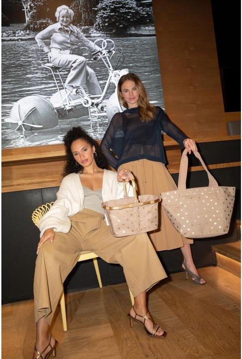 Actual product image reisenthel shopper M metallic dots coffee