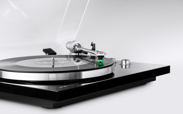 Actual product image Akai Professional Bt500 (Mid range, Manual)