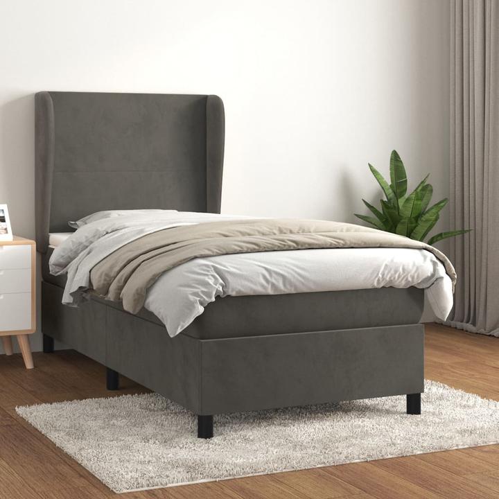 Gris foncé
