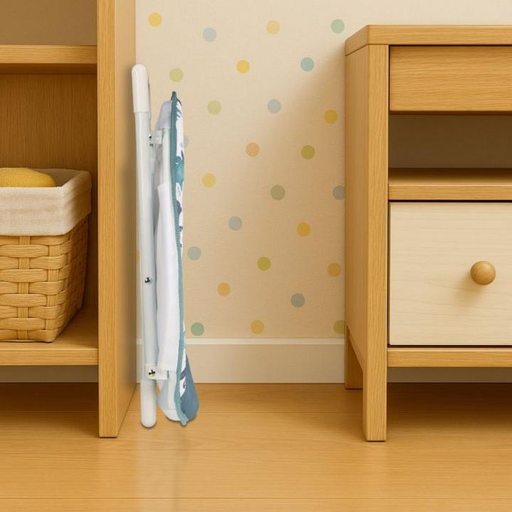 Actual product image Relaxdays Moonchair (High chair)