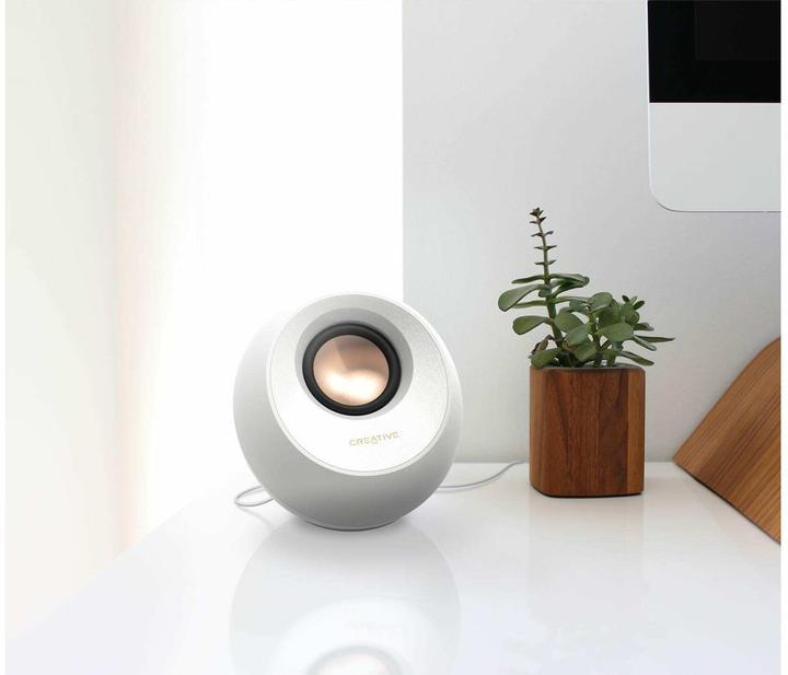 Actual product image Creative Pebble V3