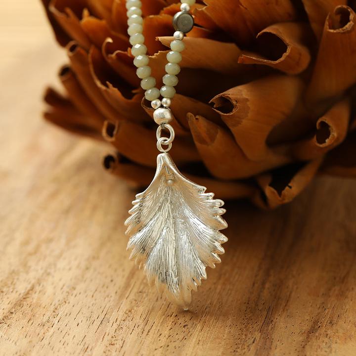 Image du produit Andreani Collier avec pendentif feuille en véritables perles vertes d'eau douce avec verre (Verre)