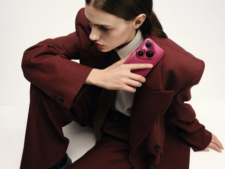 Produktbild Huawei P80 Pro rot (512 GB, Glazed Red, 6.80", Dual SIM, 4G)