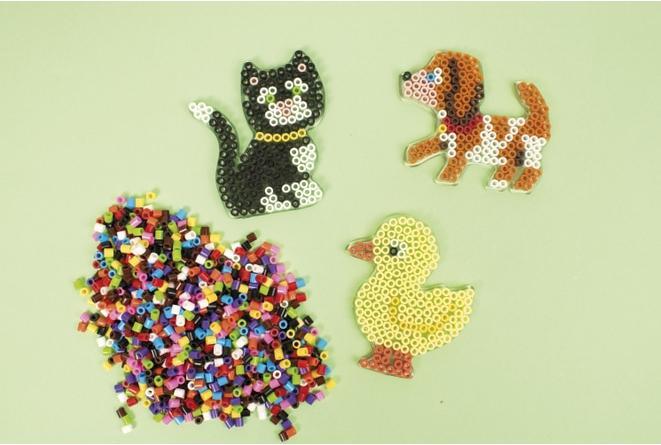 Actual product image Playbox 4 Steckplatten für Bügelperlen - weiss