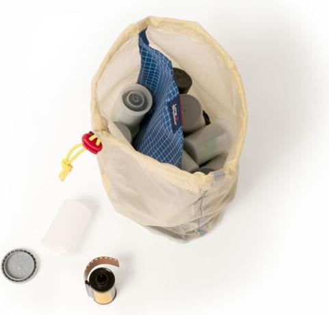 Produktbild Long Weekend Film Pouch for 15 Rolls - Creme Multi (Kamera Zubehörtasche)