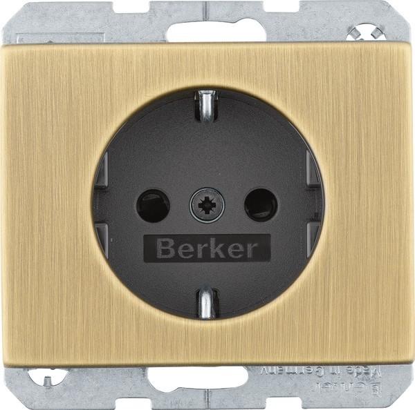 Actual product image Berker MAN0104017 Socket outlet SCHUKO w.l.o.